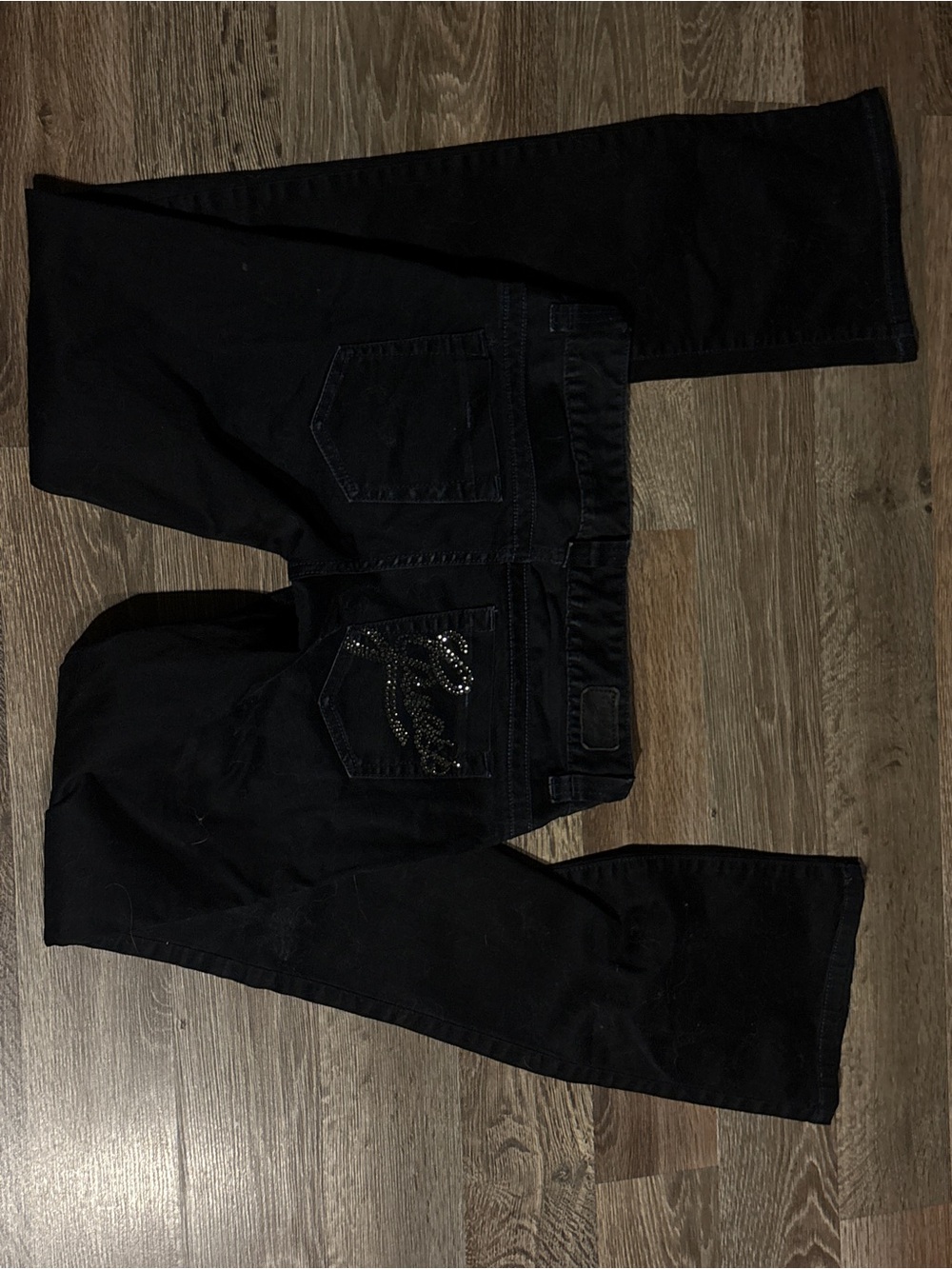 Y2k Super Low Rise Women’s Black Guess Jeans with Embellished Back Pocket